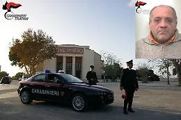 Uccise vicino a colpi di bottiglia di spumante: condannato a 18 anni
