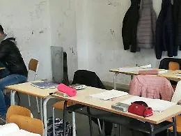 Catania, droga in un istituto di Barriera, segnalati tre studenti