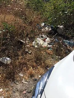 Catania, spazzatura in via San Filippo Neri
