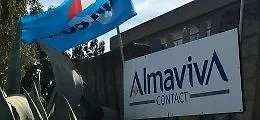 Almaviva, Urso: &laquo;Nel prossimo Cdm soluzione per i lavoratori per tutto il 2023&raquo;. La Regione: &laquo;Impegno concreto del Mimit&raquo;