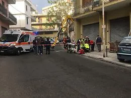 Gravemente feriti due operai precipitati da un cestello elevatore a Giarre
