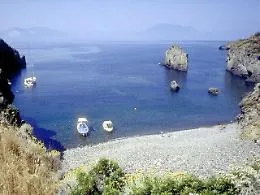 Sicilia, l'incanto di quattro spiagge premiato con le vele di Legambiente