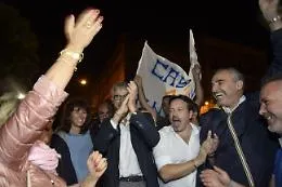 Ragusa non &egrave; pi&ugrave; la roccaforte del M5s, la fascia di sindaco va a Cass&igrave;