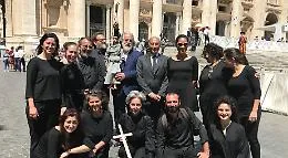 Il dono di Mimmo Cuticchio al Papa: un pupo di nome Francesco