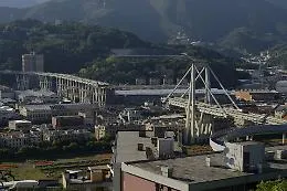 Le lacrime di coccodrillo di un Paese fragile...