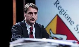 Claudio Fava lascia la guida dell'Antimafia: &laquo;Partecipo alle primarie del centrosinistra per la scelta del candidato alla presidenza della Regione&raquo;