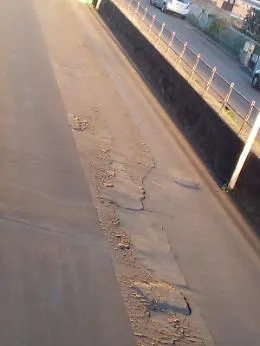 Catania, Via Domenico Morelli: asfalto da ripristinare e dossi per la regolazione del traffico veicolare