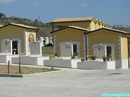 Agrigento, emergenza cimiteri: 113 salme in attesa, Miccich&egrave; proroga requisizione di 41 posti 