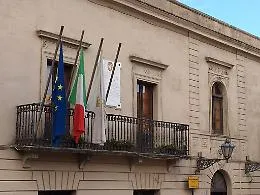 "Al concorso con risposte in tasca": irrompe Digos e sospende esami