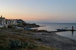 Migranti, in 92 sbarcano sull'isolotto di Portopalo di Capo Passero: sono stati trasferiti sulla terraferma 
