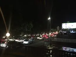 Catania, caos sulla Circonvallazione per un'auto che ha preso fuoco