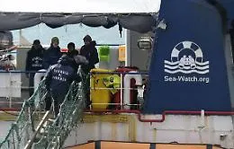 Sea Watch, ora l'Olanda ferma la nave: &laquo;Stop alle missioni di soccorso&raquo;