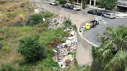 Catania: ecco  il quartiere della spazzatura!