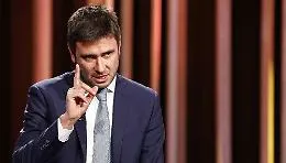 Di Battista a Catania "scuote" il Governo
&laquo;Salvini? Si berlusconizza sempre di pi&ugrave;&raquo;