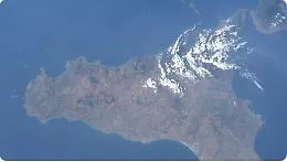 Parmitano e la prima foto della Sicilia
dall'Iss: &laquo;Nuvole come zucchero a velo&raquo;