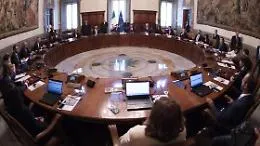 Il Consiglio dei ministri impugna due leggi della Regione siciliana