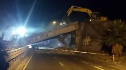 Catania-Patern&ograve;, Falcone annuncia
&laquo;Due milioni per il nuovo ponte&raquo;