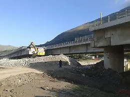 Toti a Sanremo: &laquo;Mille operai per ricostruire il Ponte di Genova&raquo;. E sulla A19?