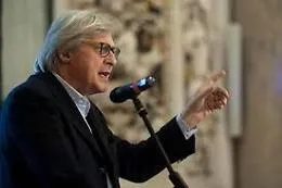 Sgarbi: &laquo;I grillini? Brave persone ma rappresentano un mondo che non c'&egrave; pi&ugrave;&raquo;