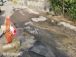 Vaccarizzo (CT): manto stradale dissestato in via del Vischio
