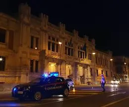 Messina, c'&egrave; l'ordinanza antiCovid del sindaco De Luca: s&igrave; al coprifuoco notturno