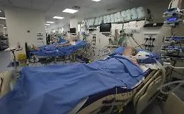 I medici ospedalieri: &laquo;Situazione gravissima, potrebbe servire lockdown totale&raquo;