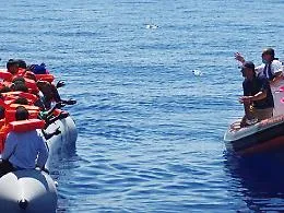 &laquo;Prove di contatti Ong-scafisti. I soccorritori? Buoni e cattivi&raquo;