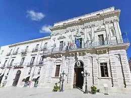 Siracusa verso le urne, i partiti e la forma dell&rsquo;acqua