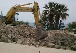 Abusivismo, in un anno e mezzo demoliti in Sicilia 71 edifici fuori legge