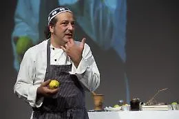Carmelo Chiaramonte, lezioni di cucina a teatro
