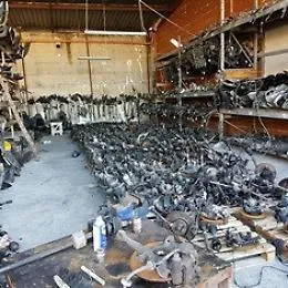 Patern&ograve;, scoperta un'area dove venivano smantellate le auto rubate