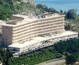 Nell'ospedale di Taormina impiantato
il pacemaker pi&ugrave; piccolo al mondo