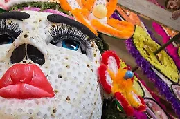 Acireale in fiore: la festa che trasforma la citt&agrave; in un giardino a cielo aperto