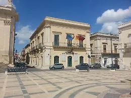 Rosolini, il sindaco Calvo ha azzerato la Giunta