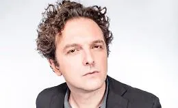 "Crostatina stand up", una metafora di vita in scena al "Gatto blu"