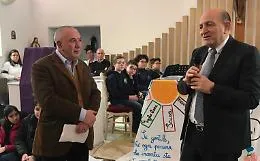 Taormina,  mecenate Antonio Presti porta arte e bellezza in corsia ospedale