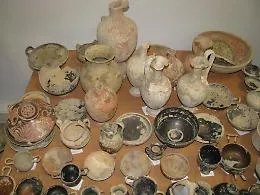 Caltanissetta, sgominato traffico internazionale di reperti archeologici siciliani