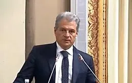 &laquo;Pag&ograve; l'albergo della moglie e i dolci con i soldi dell'Ars&raquo;, a giudizio ex deputato Franco Rinaldi