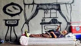 Bivacco sar&agrave; sanzionato a Catania: ordinanza del sindaco Pogliese