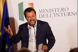 Salvini non arretra: &laquo;Io indagato? L'inchiesta sar&agrave; un boomerang per i pm di Agrigento&raquo;