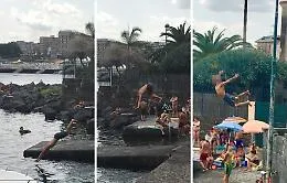 Il tuffo da paura a San Giovanni li Cuti scatena sui social la lisc&igrave;a catanese