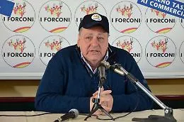 Gilet gialli, lo sprint dei Forconi: &laquo;Sabato li incontreremo a Roma&raquo;