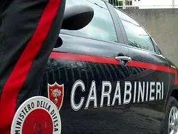 Licata, intervengono per sedare una rissa in famiglia e trovano della droga