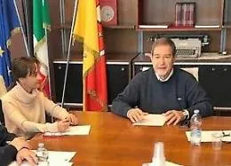 Alla guida dell'Istituto
per l'incremento ippico
arriva la nobildonna
che sussurra ai cavalli...