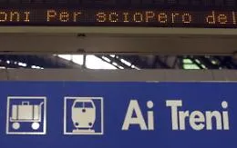 Sciopero Trenitalia: possibili ritardi e cancellazioni, garantite solo alcune fasce orarie