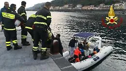 Disperso, vigili del fuoco recuperano giubbotto in mare: ma non &egrave; di Enrico