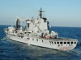Sbarcheranno ad Augusta i migranti soccorsi dalla Marina militare