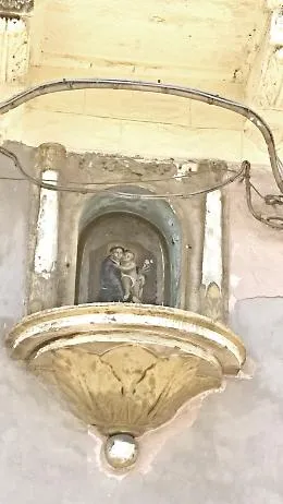 Catania: totale abbandono dell'edicola votiva di via Plebiscito