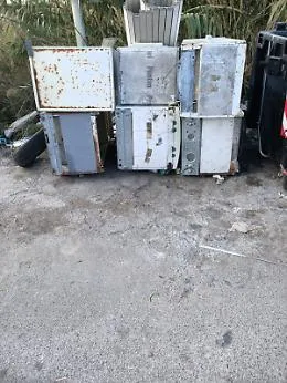 Vaccarizzo (CT): abbandonati per sempre