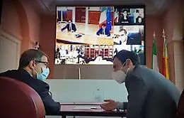 Dpcm di Natale: tutta l'ltalia zona gialla, resta coprifuoco alle 22 e ristoranti chiusi
